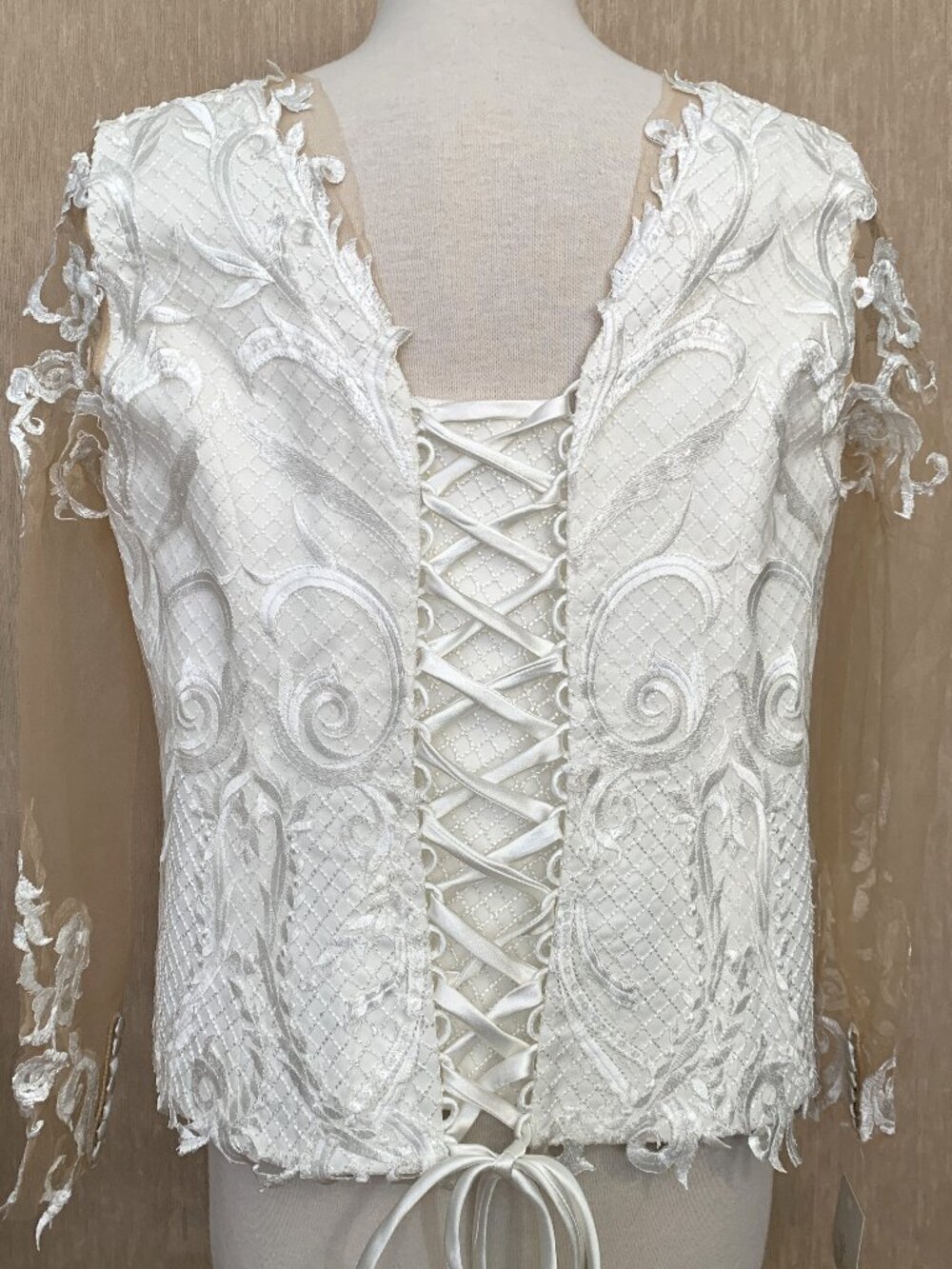 Jana Ann Couture White Lace Bustier Top with Illusion sleeves | Size 16 - Picture 3 of 11